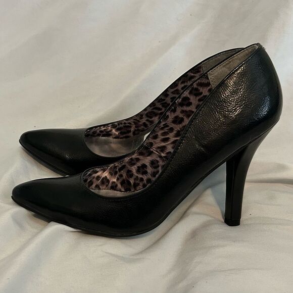 Candies black 4" heels size 8.5 - Picture 6 of 8